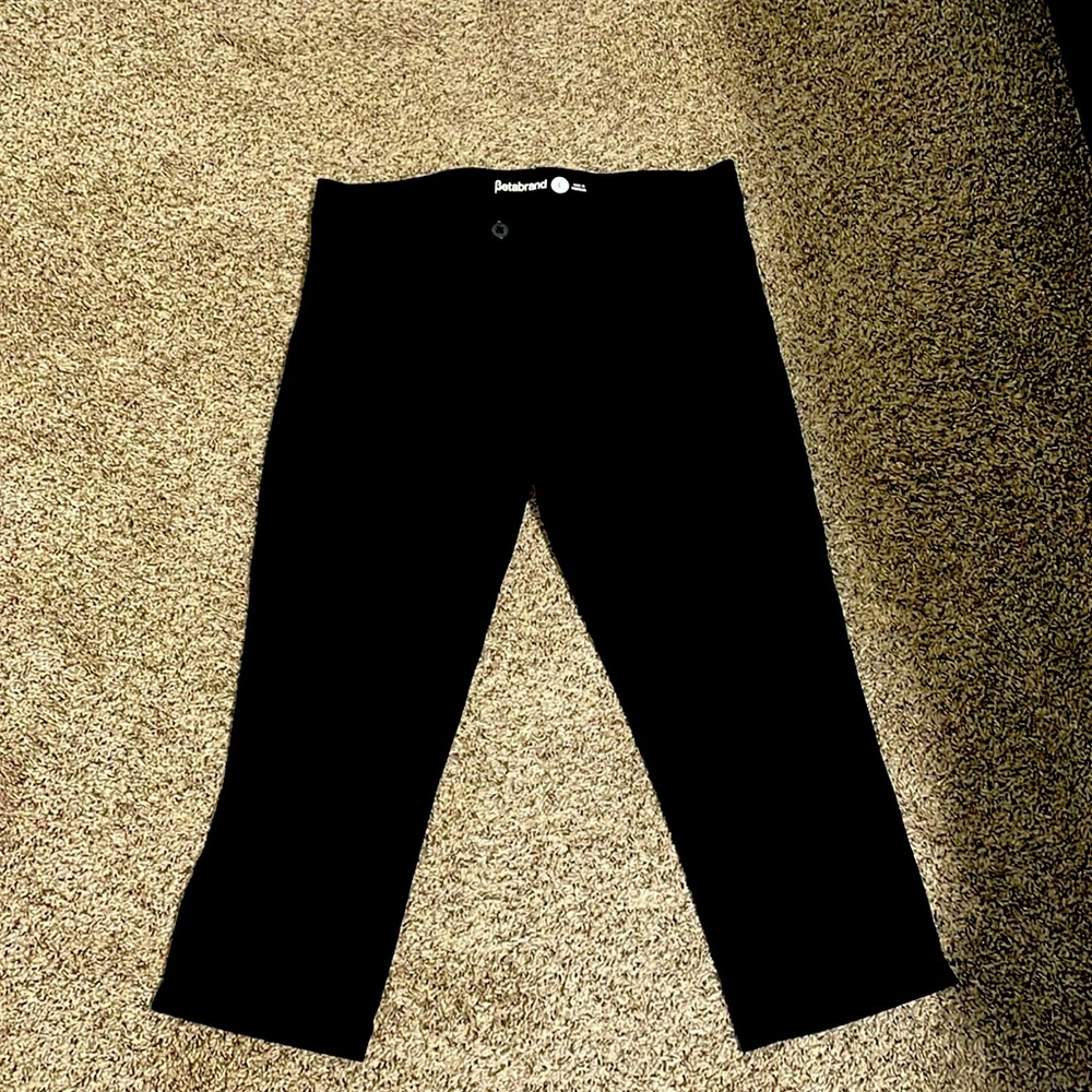 Betabrand black work capris size L